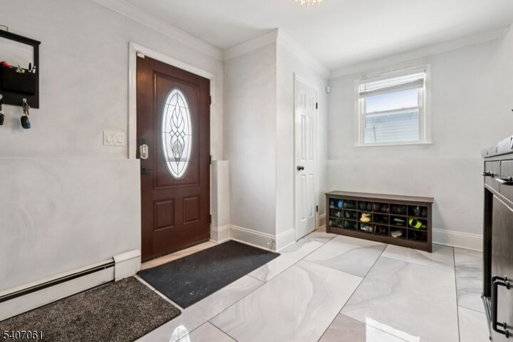 Property Photo:  47 Cherokee Ave  NJ 07866 