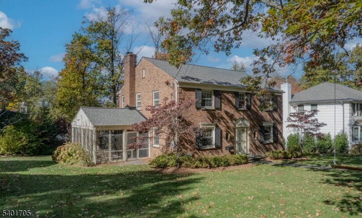 Property Photo:  154 Woodland Ave  NJ 07901 