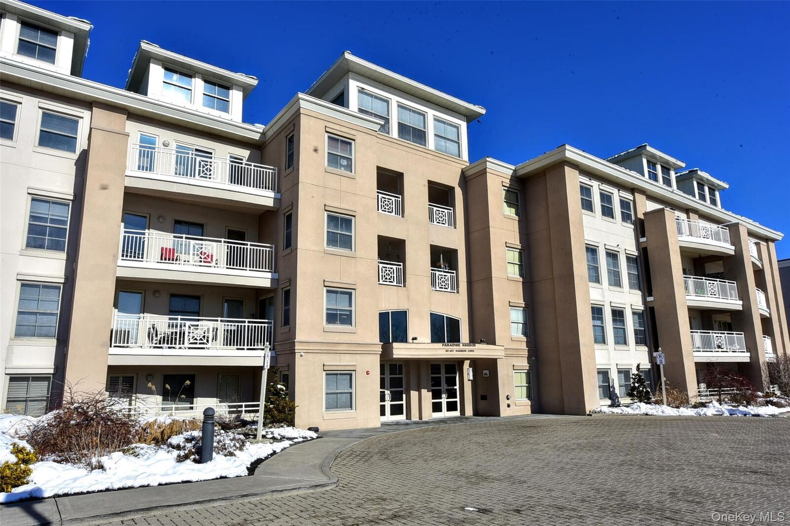 Property Photo:  116 Harbor Cove  NY 10968 