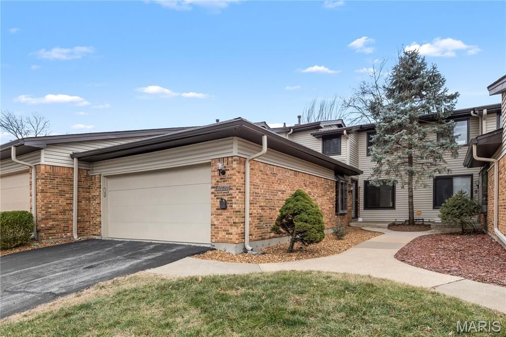 Property Photo:  11620 Heather Dale Drive  MO 63146 