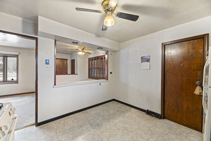 Property Photo:  25085 W Tamarack Drive  IL 60084 