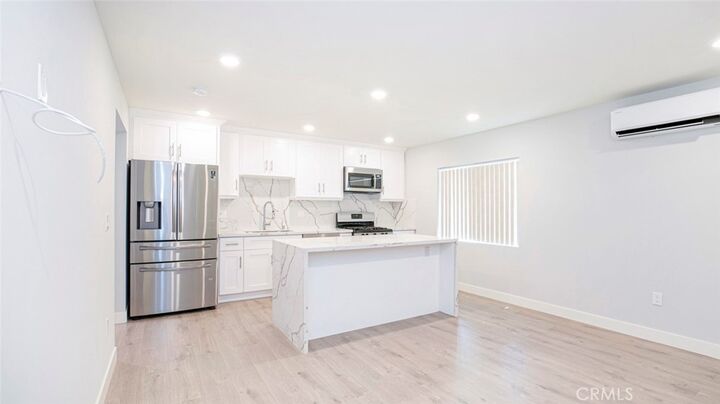 Property Photo: 12558 1/2 Vanowen Street CA 91605