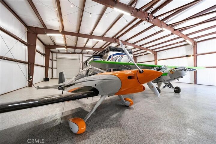 Property Photo:  42160 Calle Barbona  CA 92592 