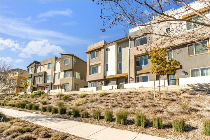 Property Photo: 27582 Manzanita CA 91381