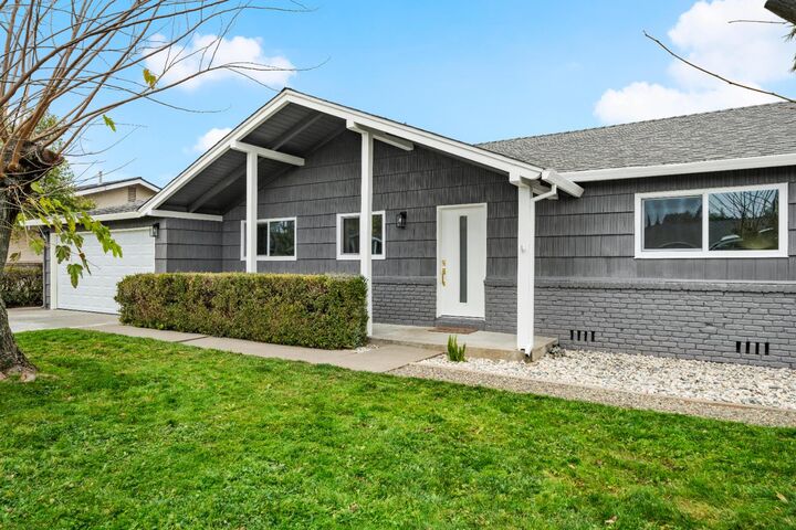 Property Photo:  4905 Heatherdale Ln  CA 95608 