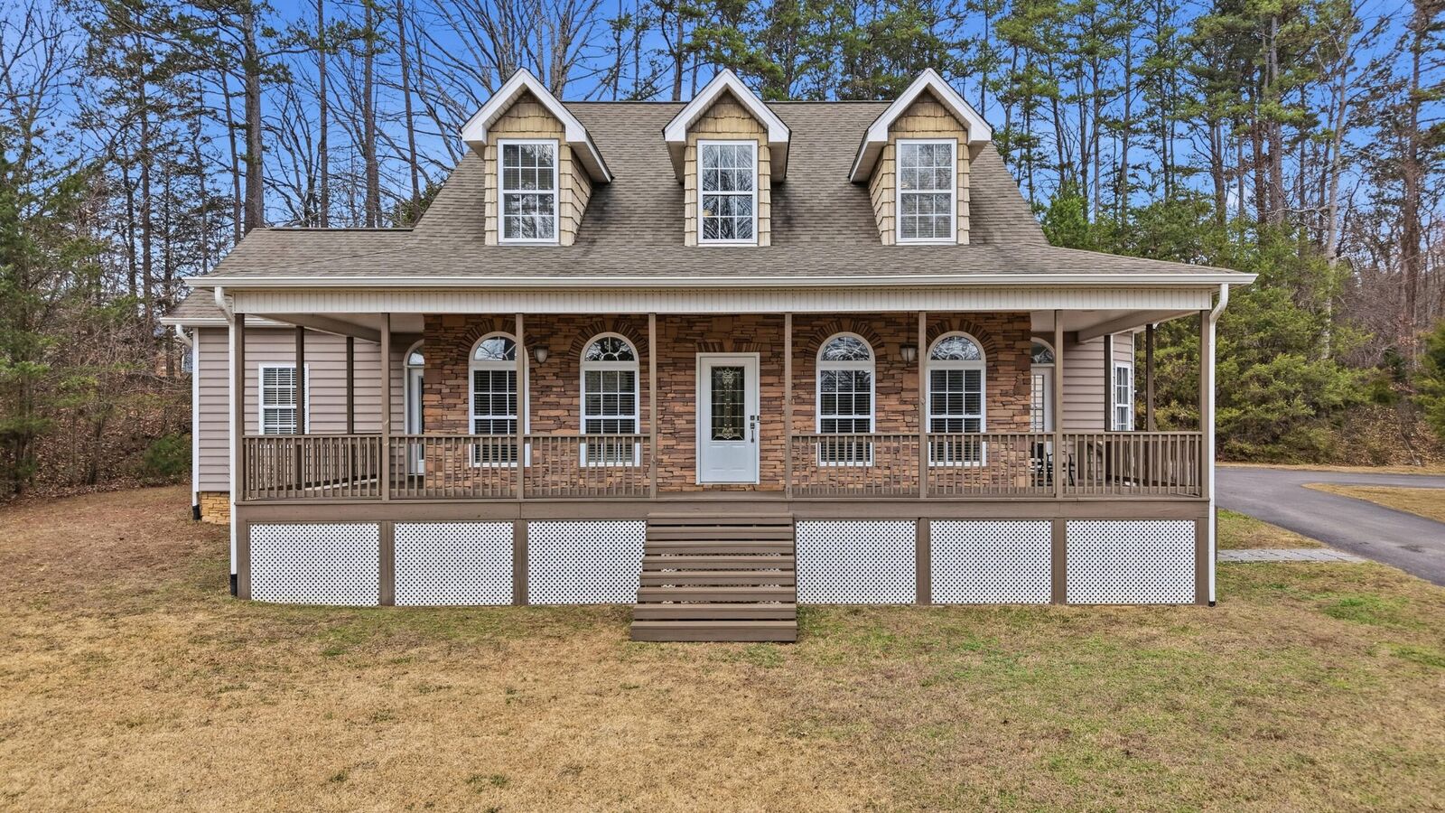 Property Photo: 7835 Grasshopper Road TN 37336