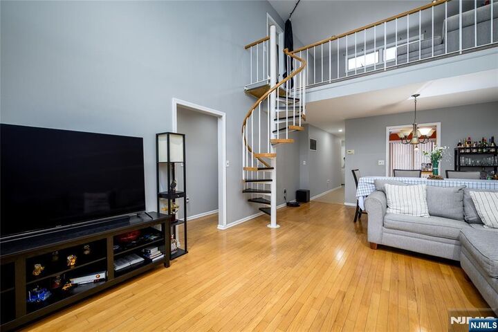 Property Photo: 900 Valley Road D010 NJ 07013