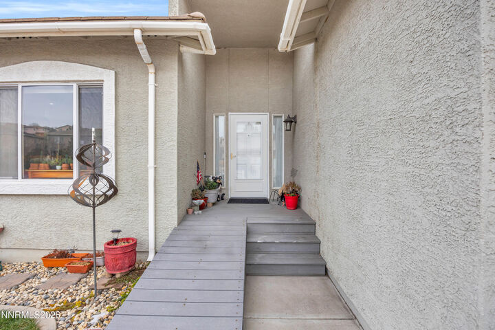 Property Photo: 3290 Creekside Lane NV 89431
