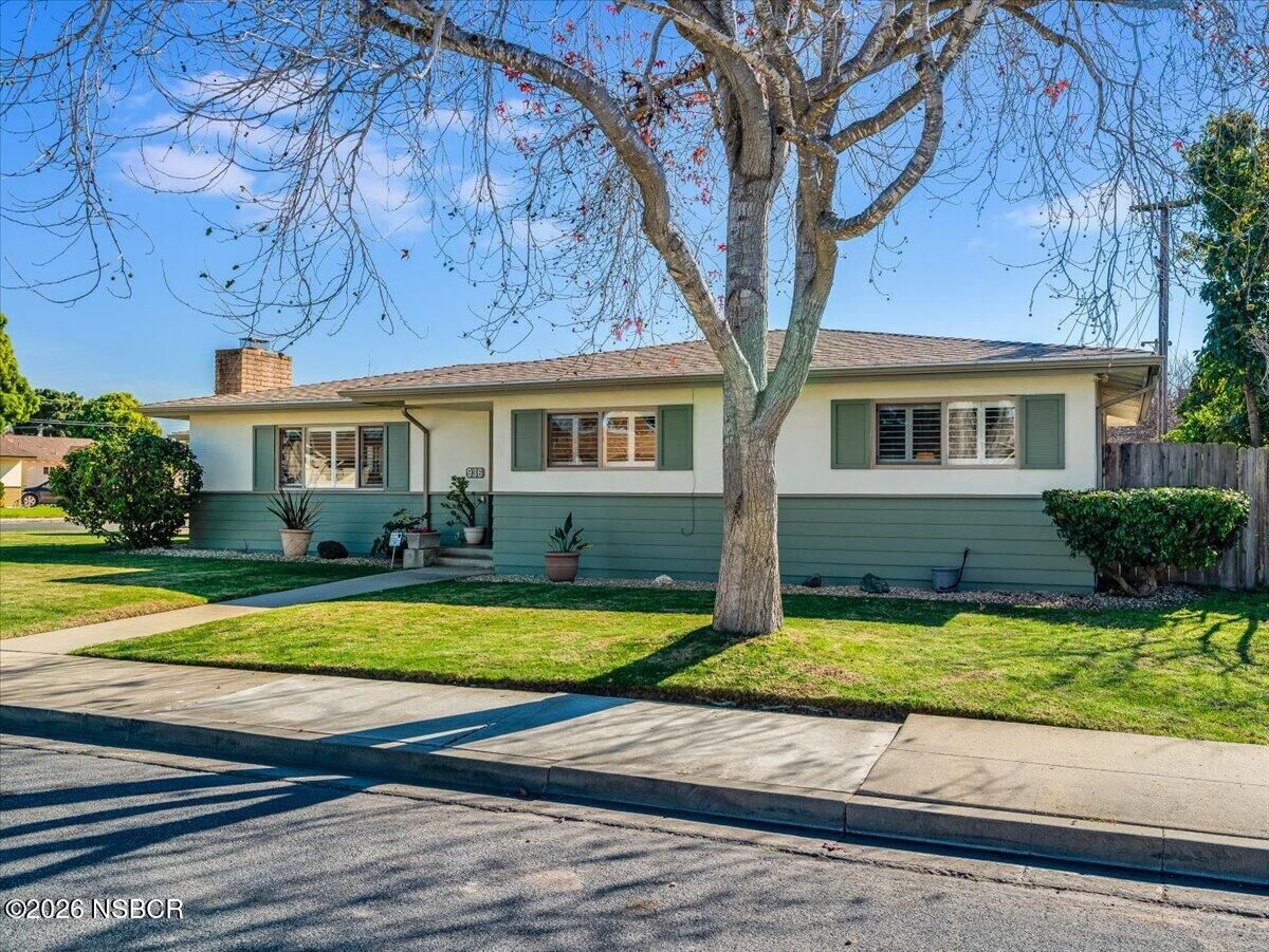 Property Photo:  936 E El Camino Street  CA 93454 