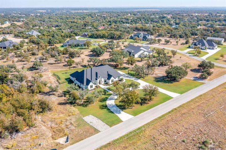 Property Photo:  104 Woodview Creek Trail  TX 76108 