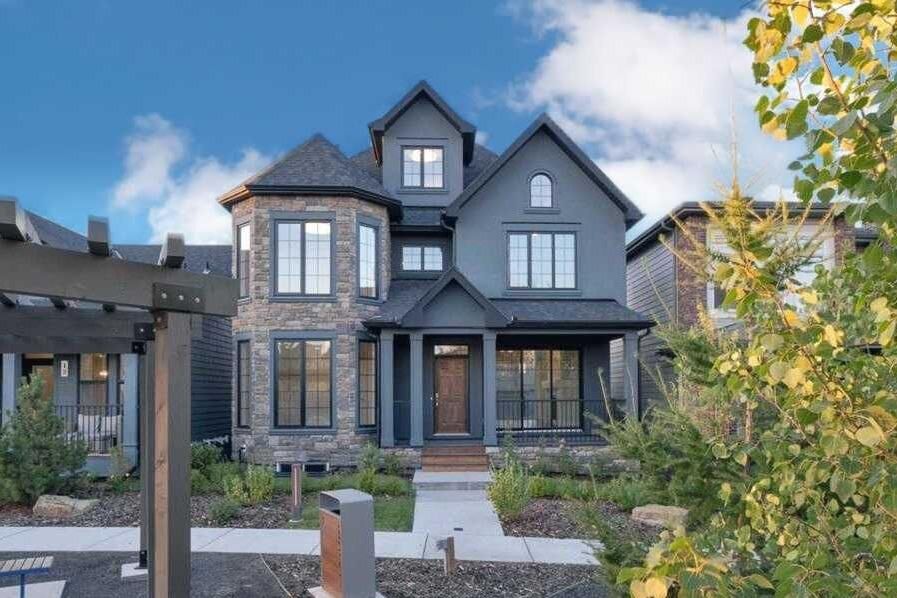 Property Photo:  16 Treeline Lane SW  AB T2Y 0S2 