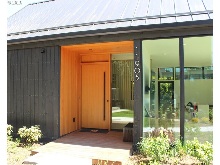 Property Photo:  11905 NE 57th Ct Lot 2  WA 98686 