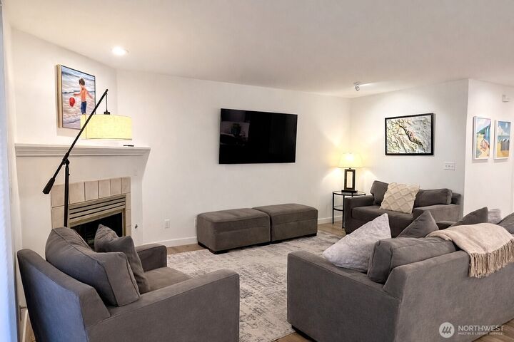 Property Photo:  100  Lake Chelan Shores Drive 19-2  WA 98816 