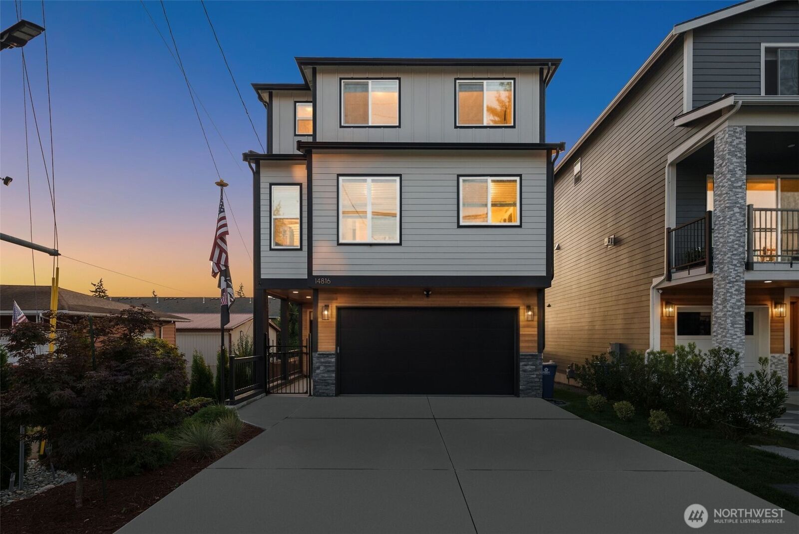 Property Photo: 14816 40th Avenue W 4 WA 98087