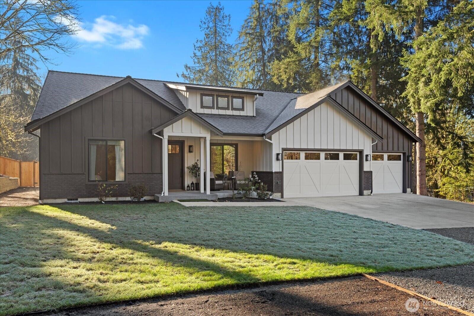 Property Photo:  7409  142 Drive SE  WA 98290 