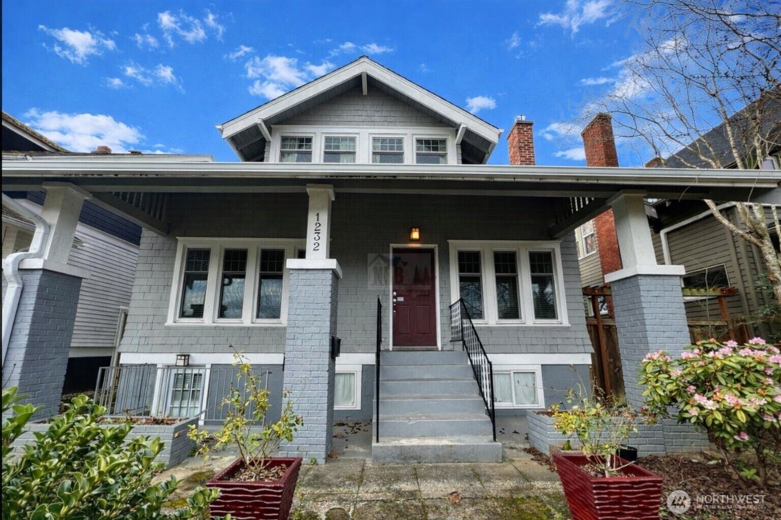 Property Photo:  1232 S Ainsworth Avenue  WA 98405 