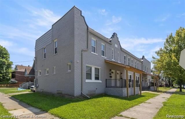 Property Photo:  4509 High St  MI 48229 