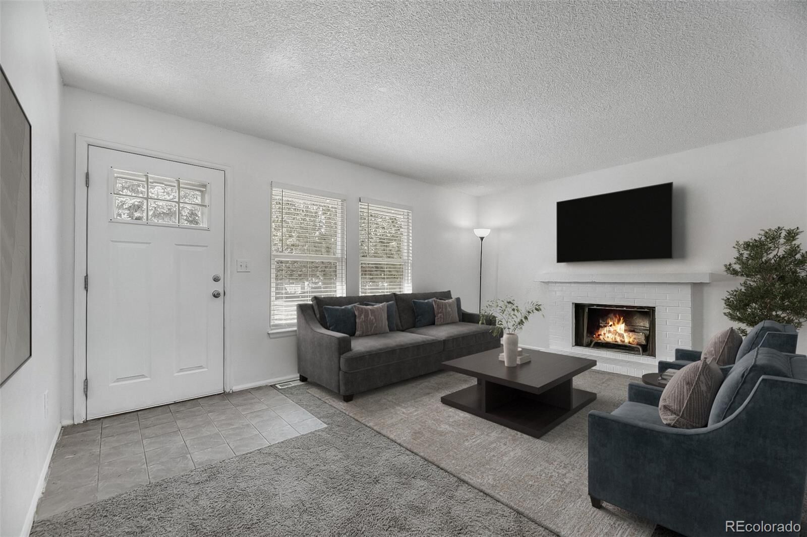 Property Photo:  3584 S Olathe Way  CO 80013 