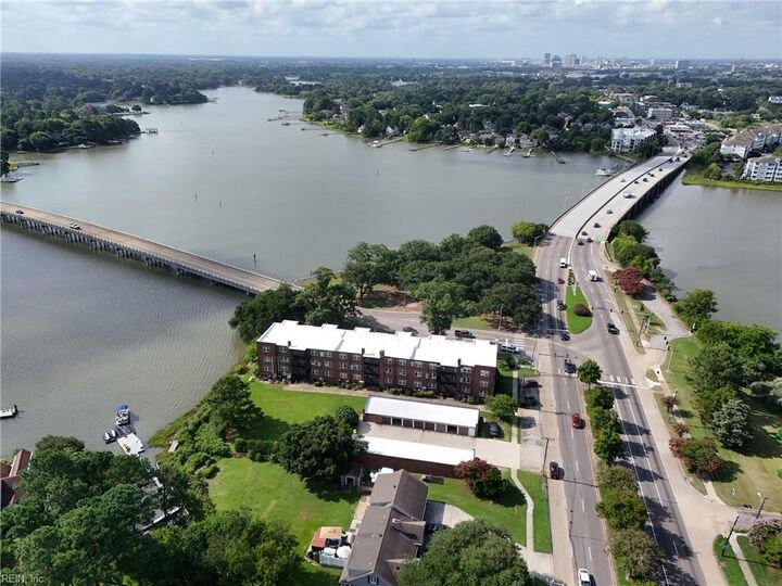 Property Photo:  104 Willow Wood Dr C1  VA 23505 