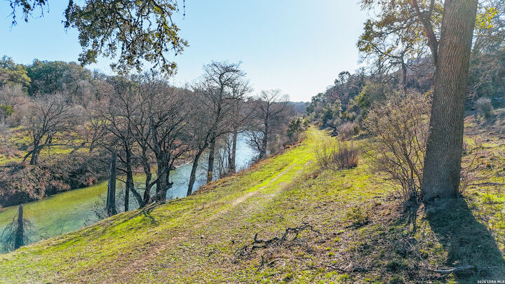 Property Photo:  132 Sunrise  TX 78006 