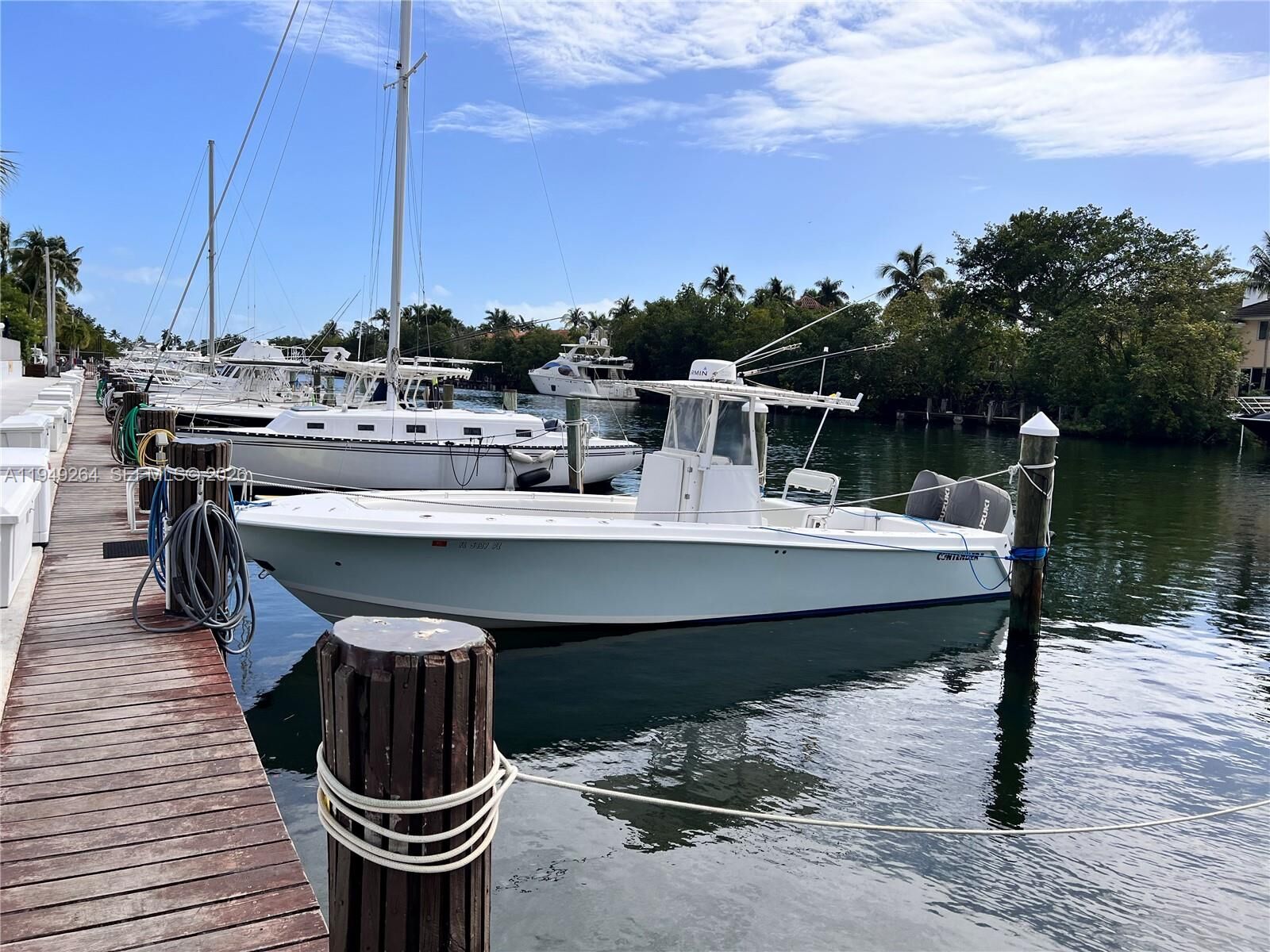 Property Photo: 100 Edgewater Dr 140 FL 33133