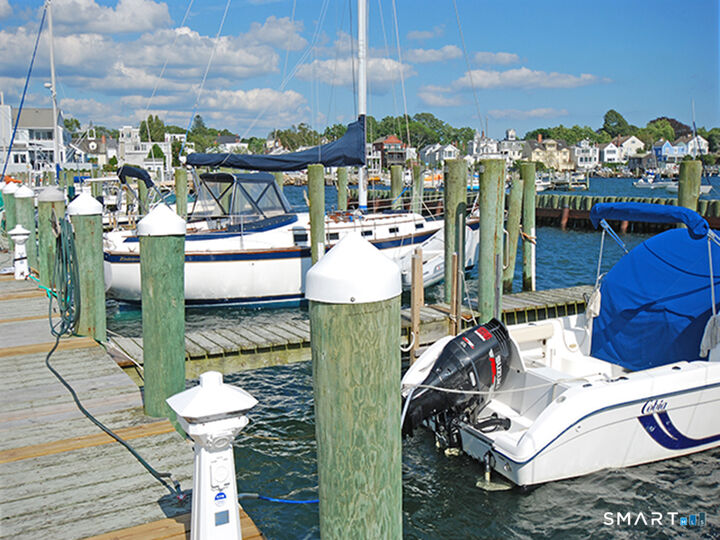 Property Photo:  4 NW Street B-12  CT 06378 