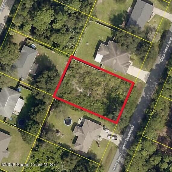 Property Photo: 2206 Sans Souci Avenue SE FL 32909