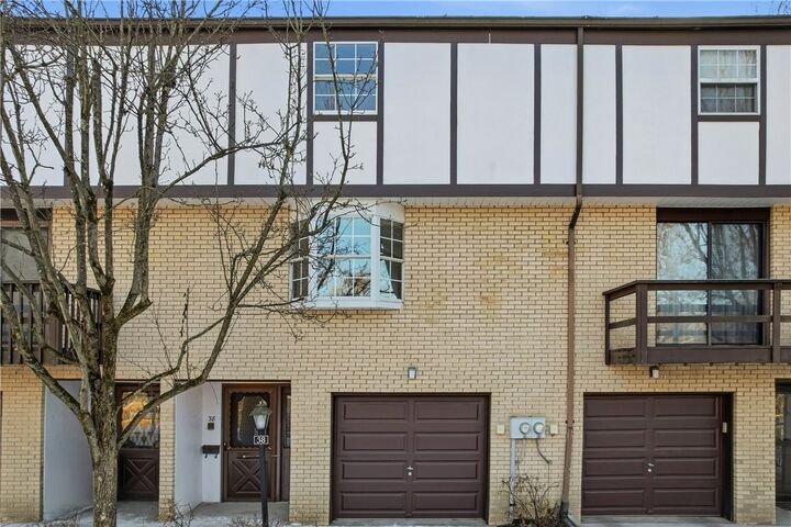 Property Photo:  38 Hiland Valley Ct C  PA 15229 