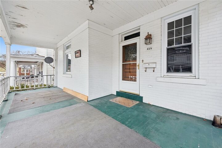Property Photo:  618 State Street  PA 15601 