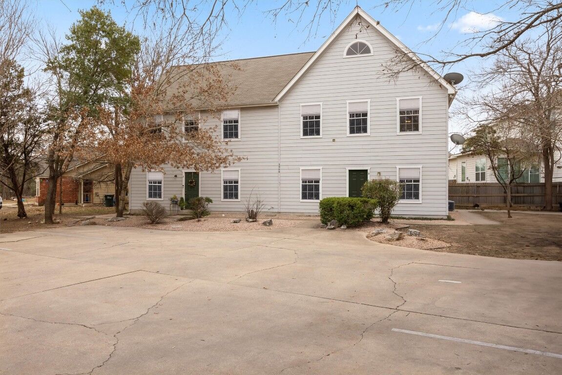 Property Photo:  2908 Whisper Oaks Lane  TX 78628 