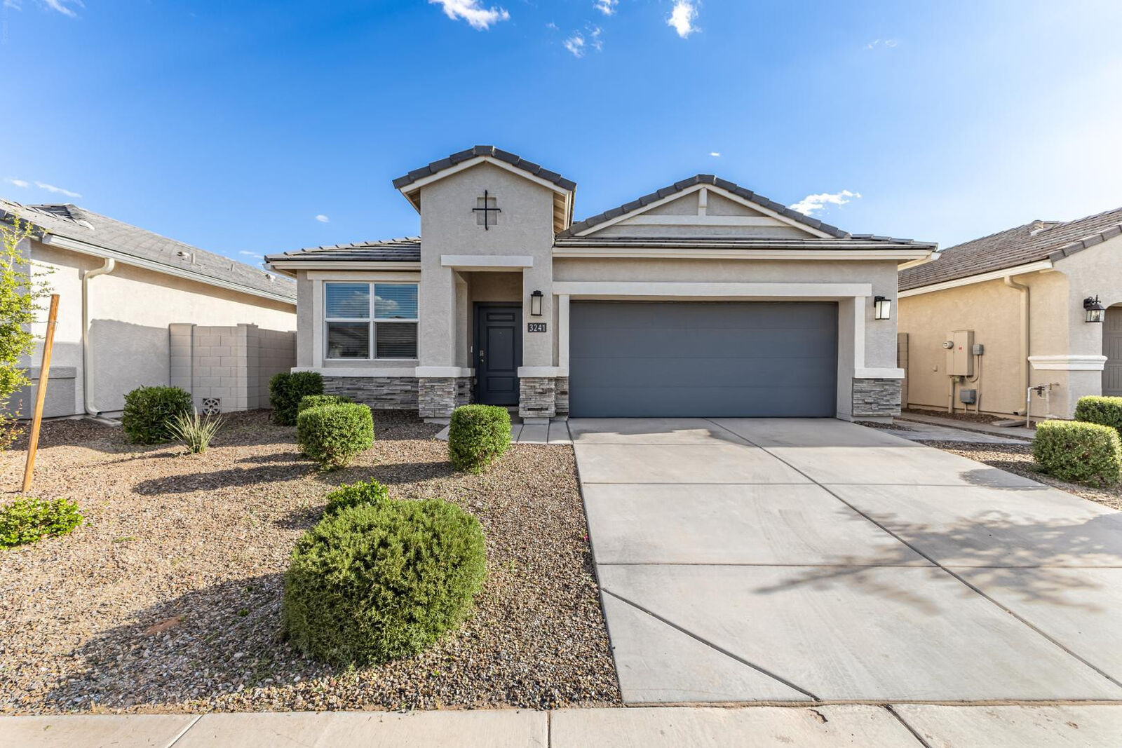 Property Photo:  3241 W Shanley Avenue  AZ 85120 