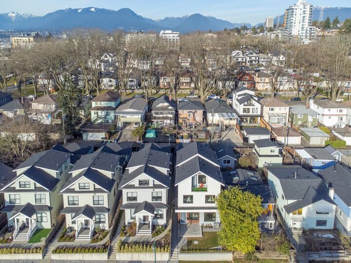 Property Photo: 3547 E Georgia Street 1 BC V5K 2L9