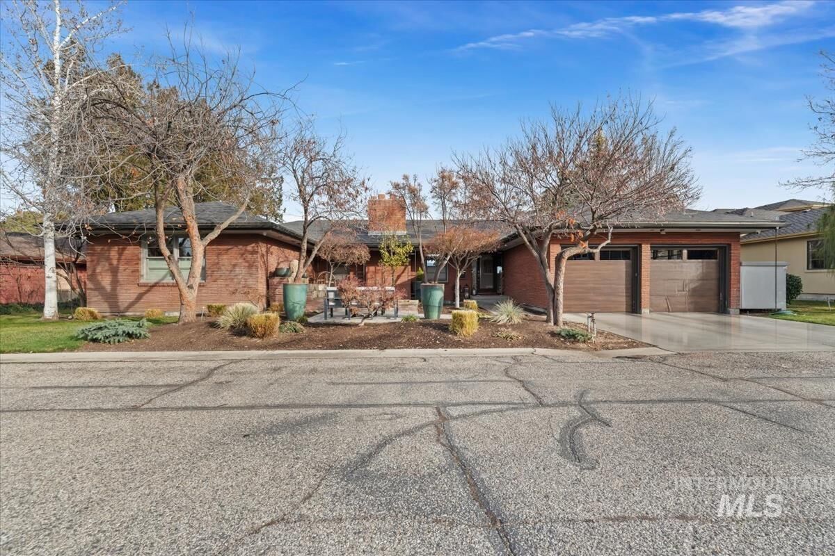 Property Photo:  4814 W Roberts Rd  ID 83705 