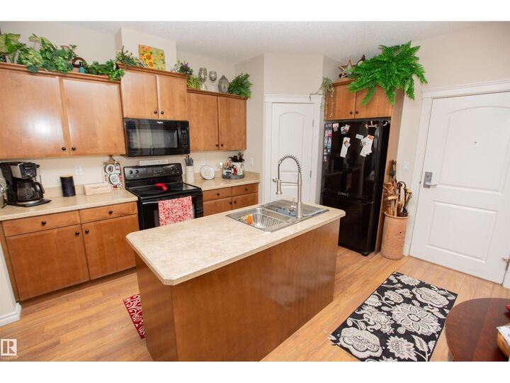 Photo de la propriété: #404 9820 165 St NW AB T5P 0N3