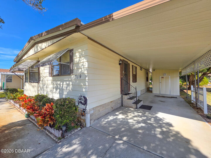 Property Photo: 719 Dove Avenue FL 32129