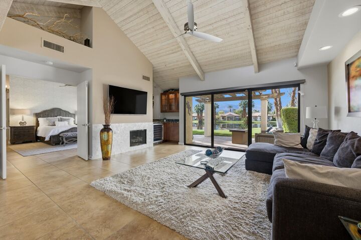 Property Photo: 444 Sunningdale Drive CA 92270