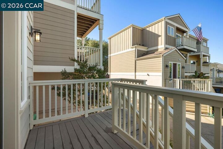 Property Photo:  200 Valletta Ln  CA 94566 