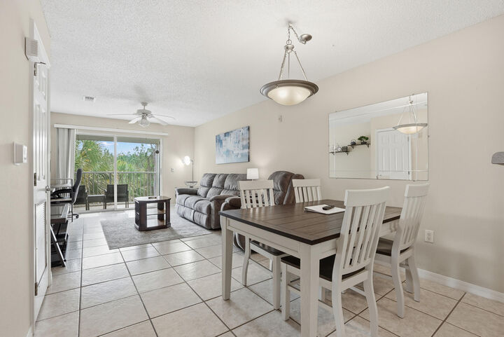 Property Photo:  4270 Calinda Lane 337  FL 32578 