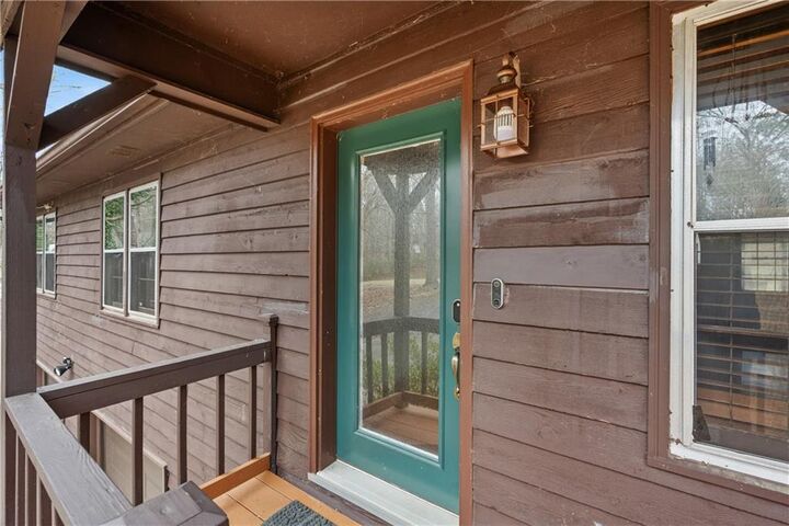 Property Photo:  426 Riverlake Court  GA 30188 