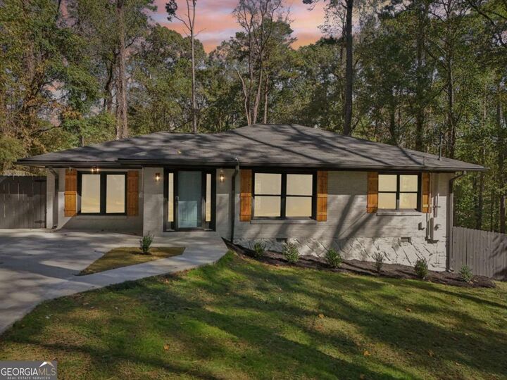 Property Photo:  288 Harper Road SE  GA 30315 