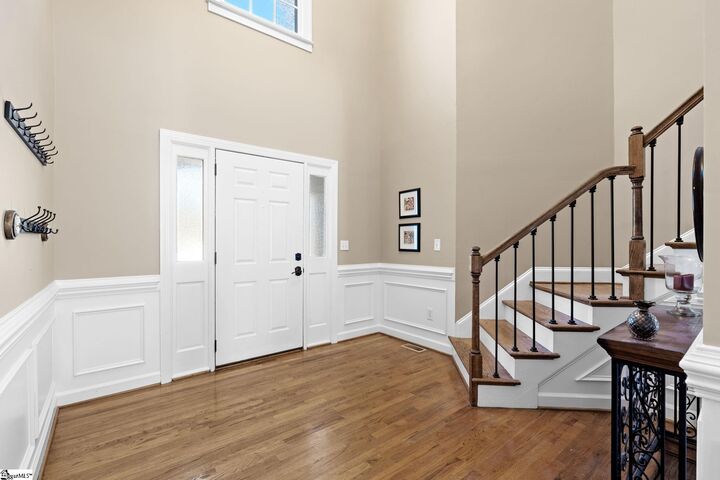 Property Photo: 10 Gables Way SC 29615