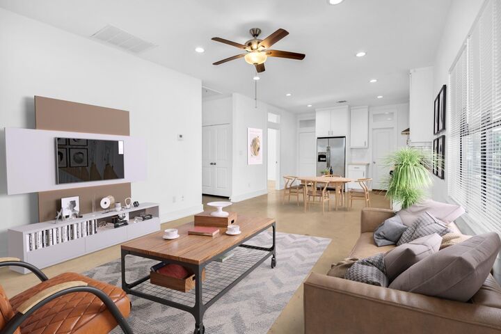 Property Photo:  603 Edgewood Street B  TX 77023 