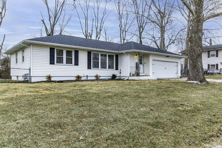 Property Photo:  200 Mary Street  MO 65265 