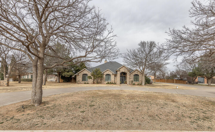 Property Photo:  8304 County Road 6950  TX 79407 