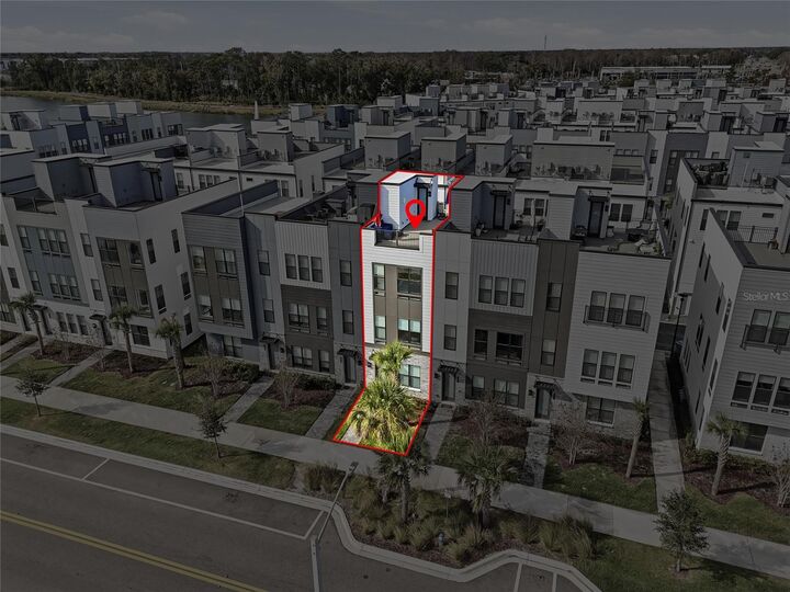 Property Photo: 2038 Packing District Way FL 32804