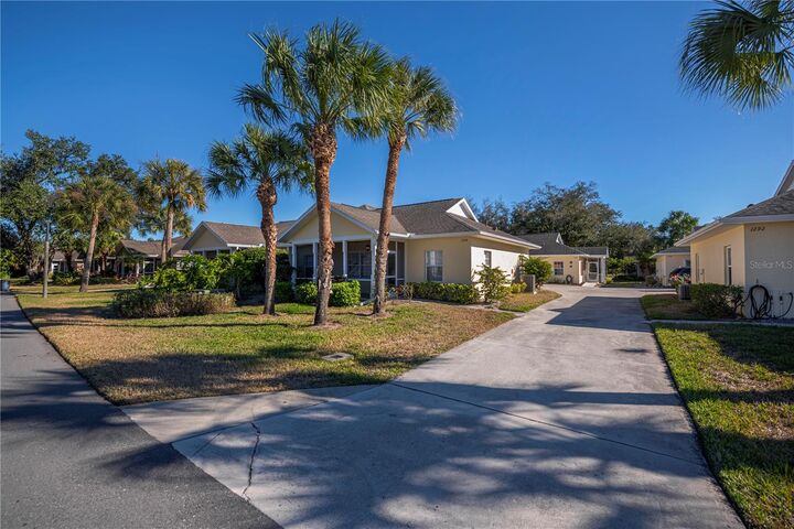 Property Photo:  1288 Green Oak Trail  FL 33948 