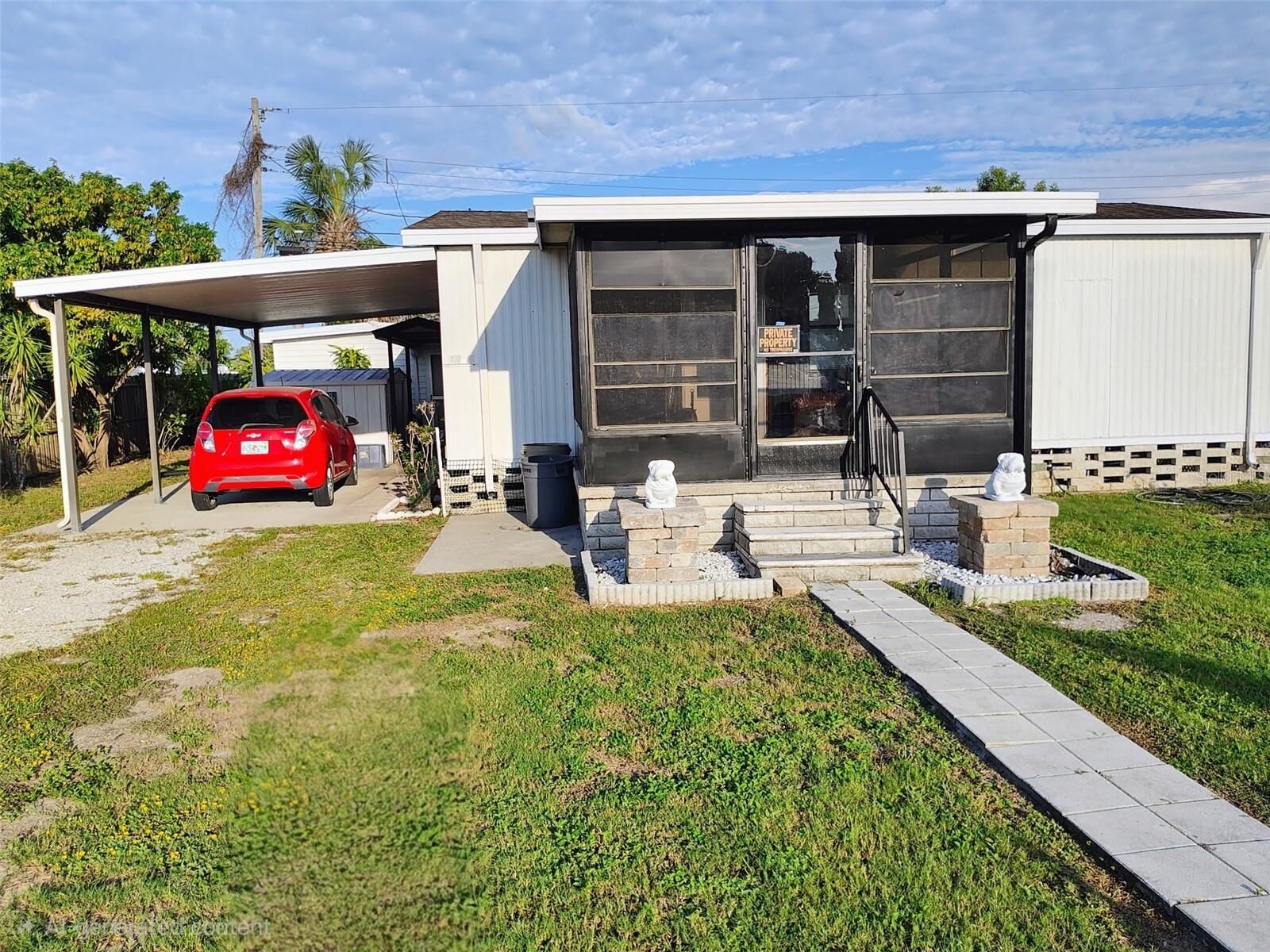 Property Photo:  1948 Lullaby Drive  FL 34691 
