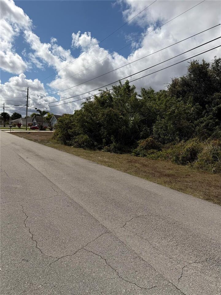 Property Photo:  4244 SW Jame Street  FL 34953 