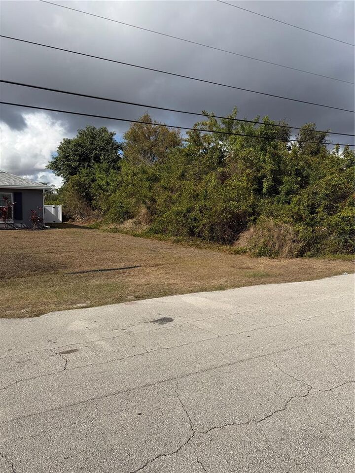 Property Photo:  4244 SW Jame Street  FL 34953 