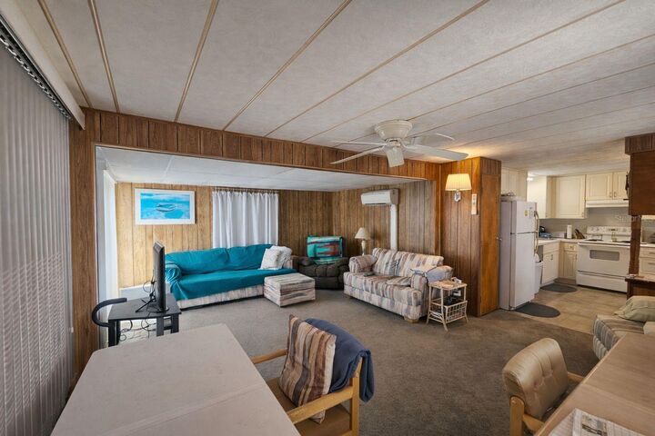 Property Photo: 6533 Honu Court FL 34287